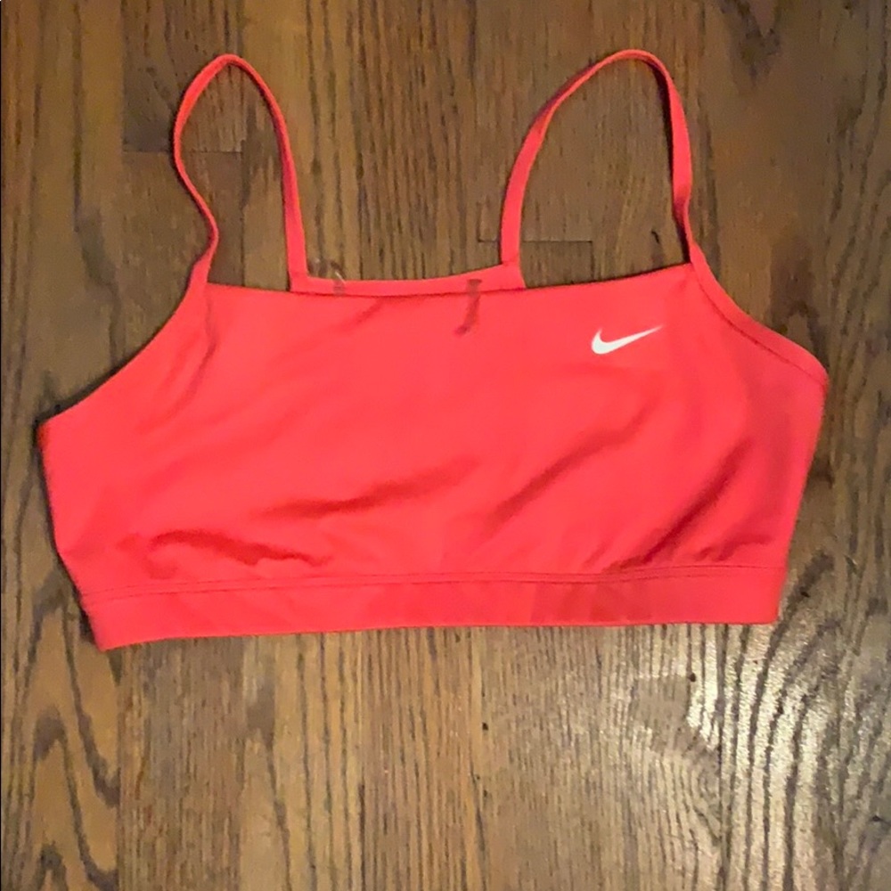 Sports bra